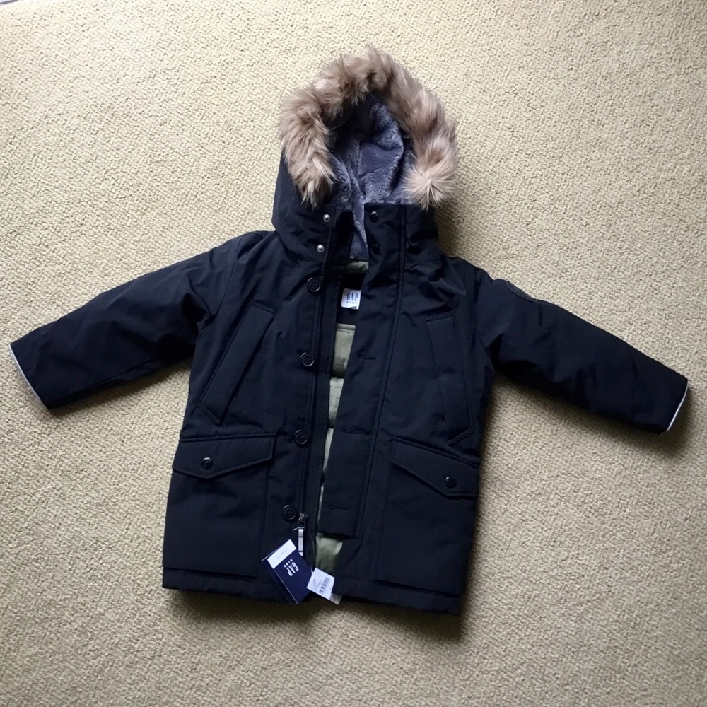 Gap Kids ColdControl Ultra Max Down Parka - XS